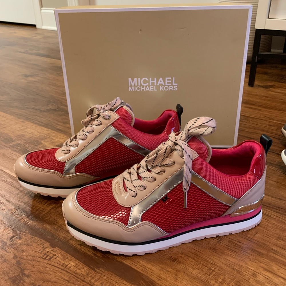 Women’s Michael Kors tennis shoe